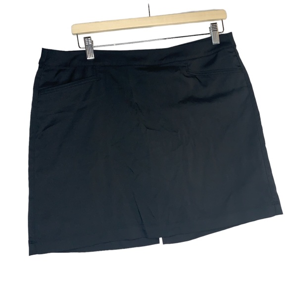 PGA TOUR Women's 17" Golf Skort with Comfort Stretch Waistband Size 12 - Picture 2 of 12